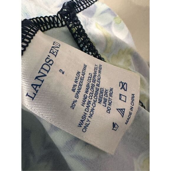 BEAUTIFUL Land’s End Twist Tankini Top SIZE 2 GREAT CONDITION BLUE AND GREEN - Picture 5 of 5